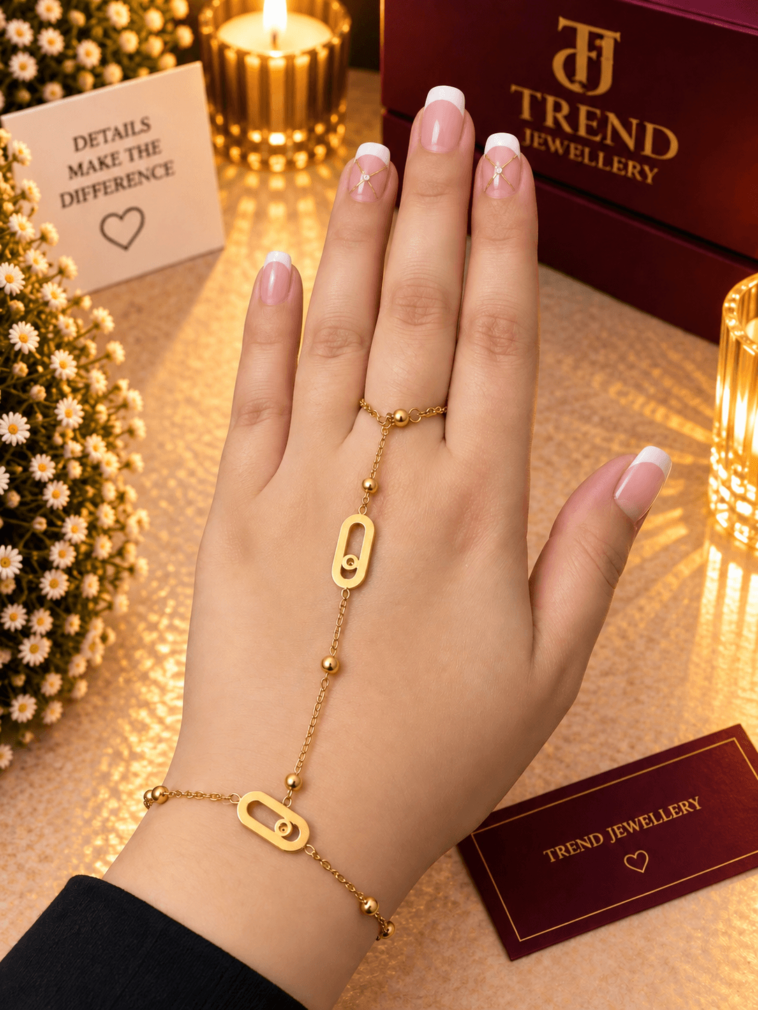 Oval Cutout Motif Hand Chain Stainless Steel